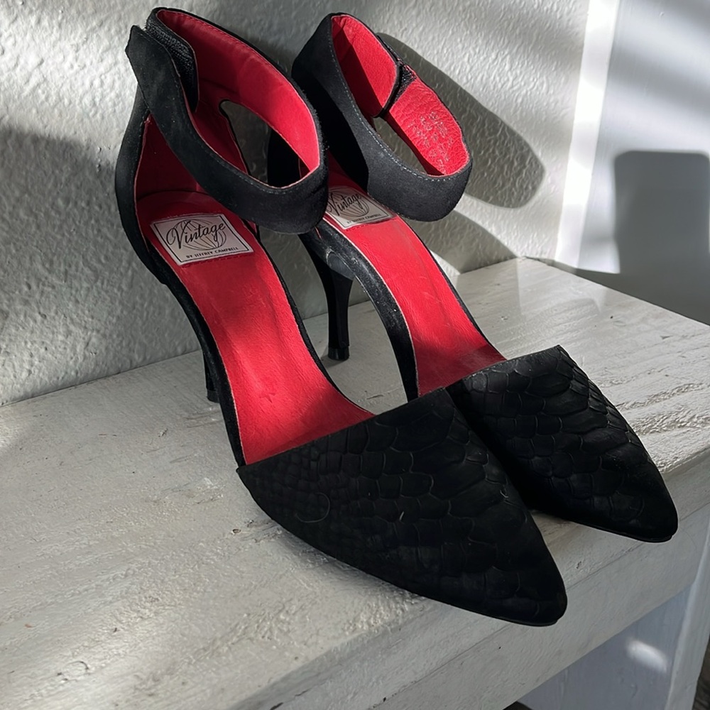 Vintage Jeffrey Campbell heels Size:10